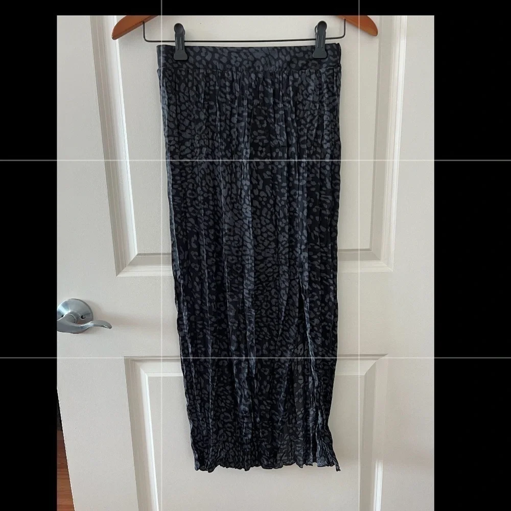 Elan Leopard Print Skirt NWT